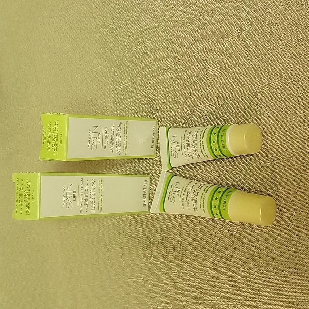NIB Mary kay Satin Lips set